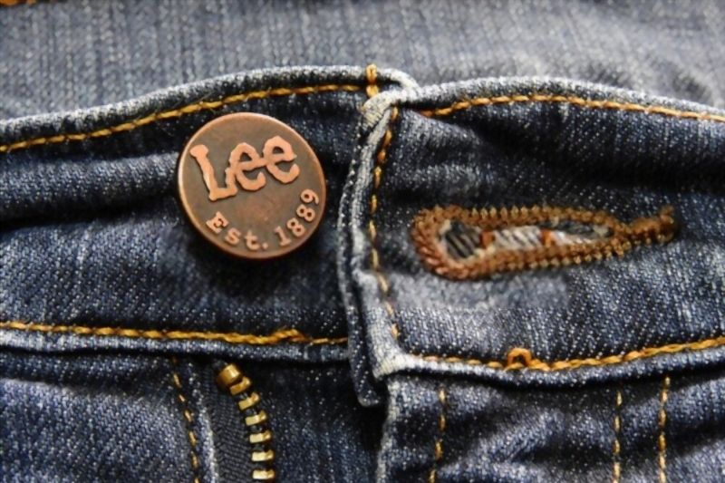 Lee